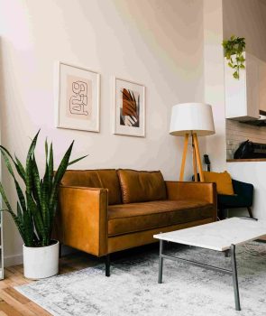 used furniture buyers in Dubai.